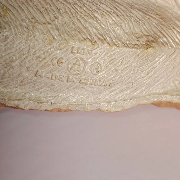 Lot of 7 AAA Animal Figures Lion, 2 Tiger , Leopard, 2 Buffalo, Panther Safari - Picture 2 of 16